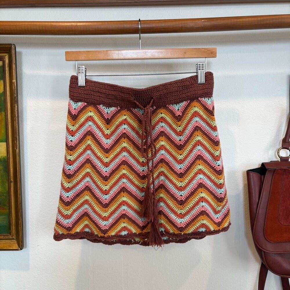 CLEANOUT 🖤 Forever-21 Crochet Skirt